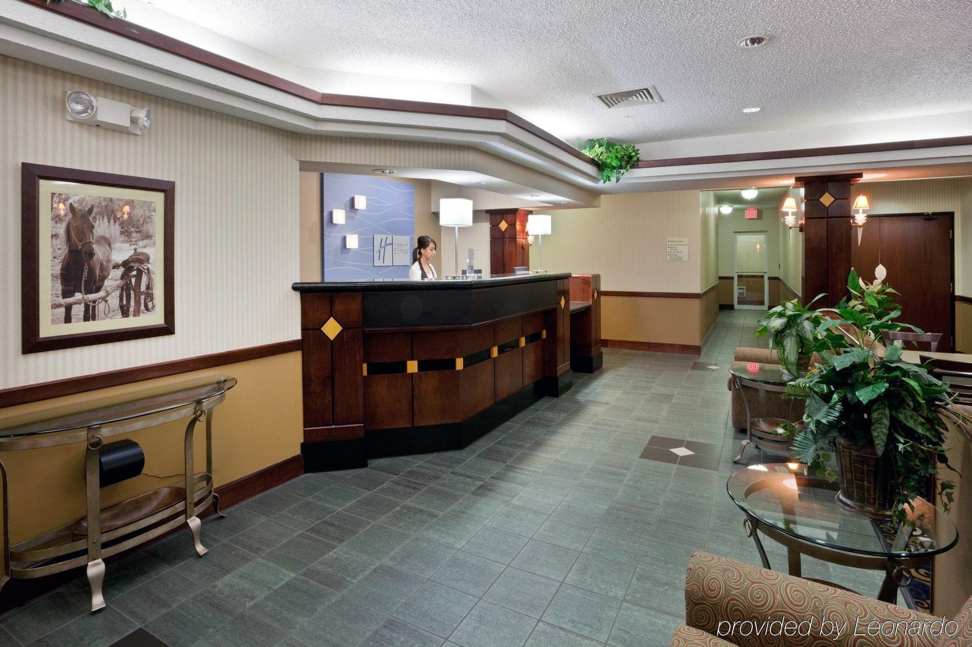 Windsor Inn & Suites Dodge City Interieur foto