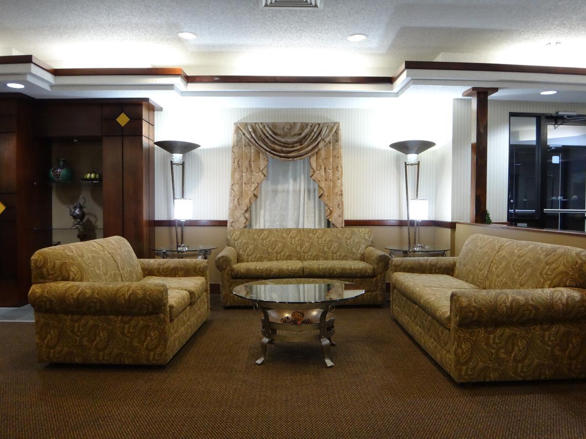 Windsor Inn & Suites Dodge City Buitenkant foto