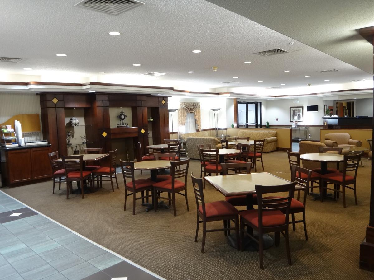 Windsor Inn & Suites Dodge City Buitenkant foto