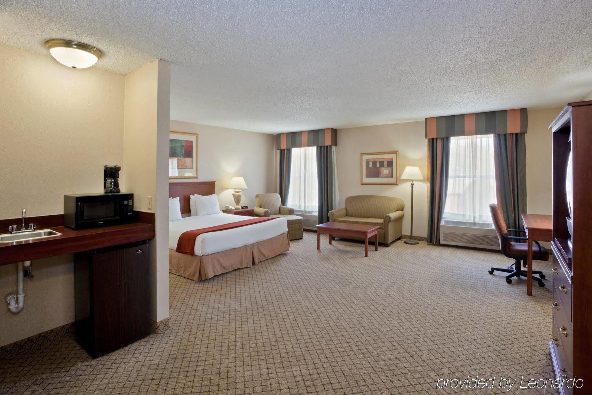 Windsor Inn & Suites Dodge City Buitenkant foto