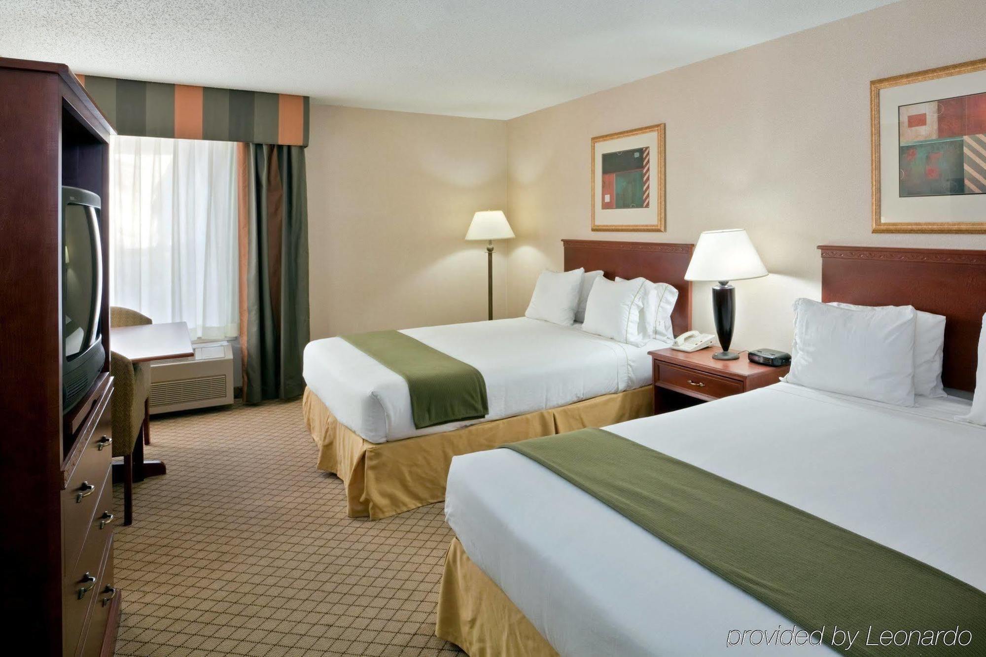 Windsor Inn & Suites Dodge City Kamer foto
